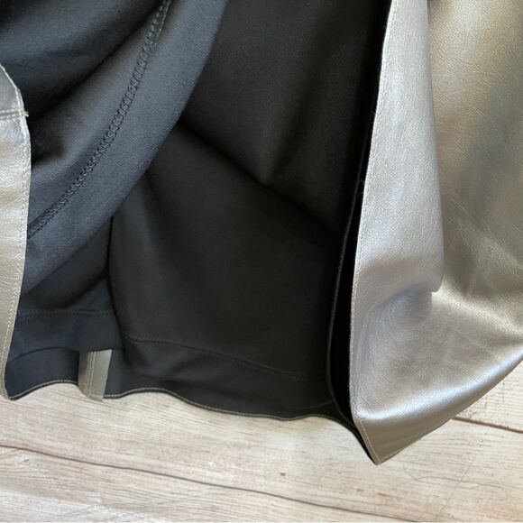 BAILEY/44 FAUX LEATHER SKIRT IN PEWTER - Picture 4 of 5